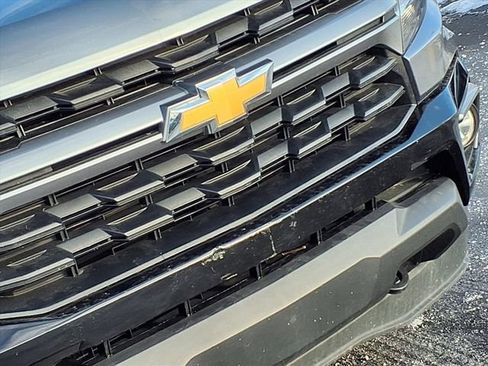 Used 2022 Chevrolet Colorado LT w/ LT Convenience Package image 24