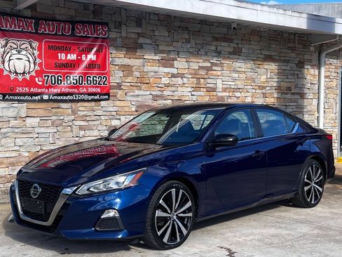 Used 2019 Nissan Altima 2.5 SR FWD image 2