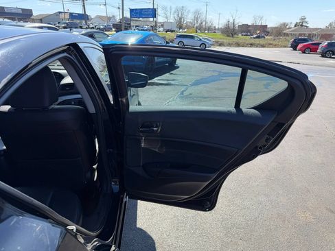 Used 2016 Acura ILX FWD image 35