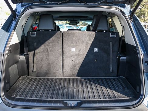 Used 2024 Toyota Grand Highlander AWD Hybrid image 27