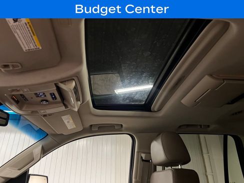 Used 2015 GMC Yukon SLT w/ Open Road Package AWD/4WD image 28