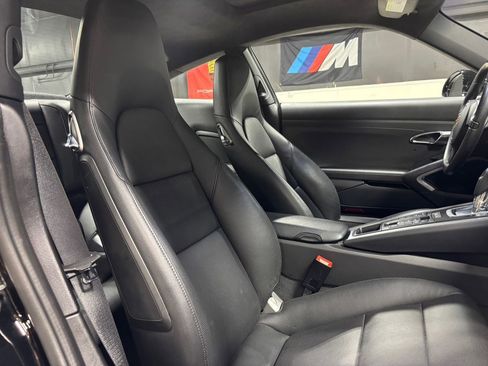 Used 2014 Porsche 911 Carrera 4S image 23