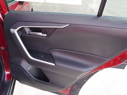 Certified 2021 Toyota RAV4 XLE w/ Convenience Package image 22