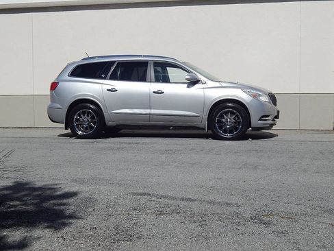 Used 2015 Buick Enclave Premium w/ Trailering Package image 2