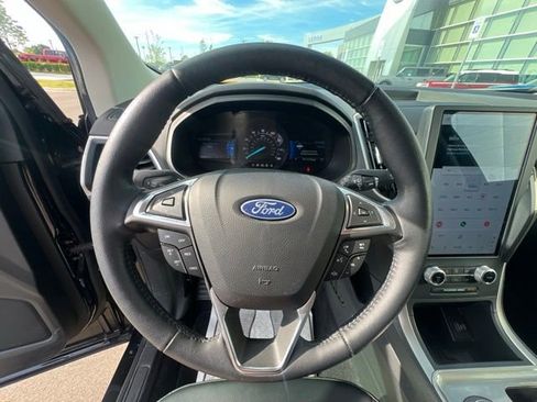 Used 2024 Ford Edge SEL w/ Convenience Package AWD/4WD image 27