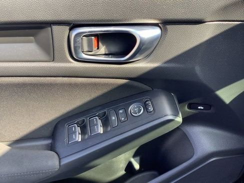 Used 2022 Honda Civic Sport image 10