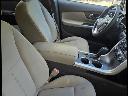 Used 2013 Ford Edge SE FWD image 6