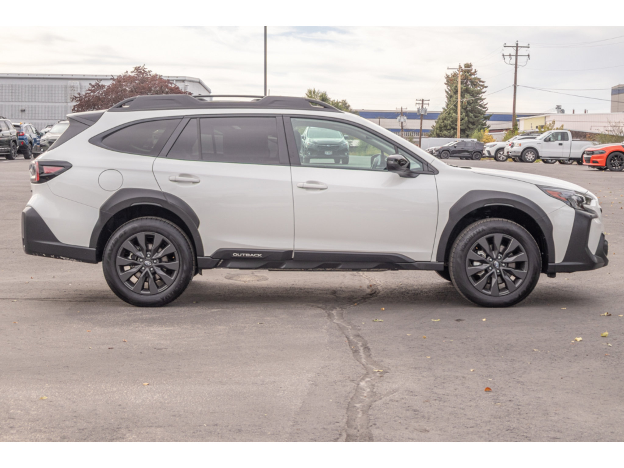 Certified 2025 Subaru Outback Onyx Edition AWD/4WD image 2