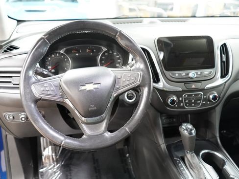 Used 2020 Chevrolet Equinox LT FWD image 29