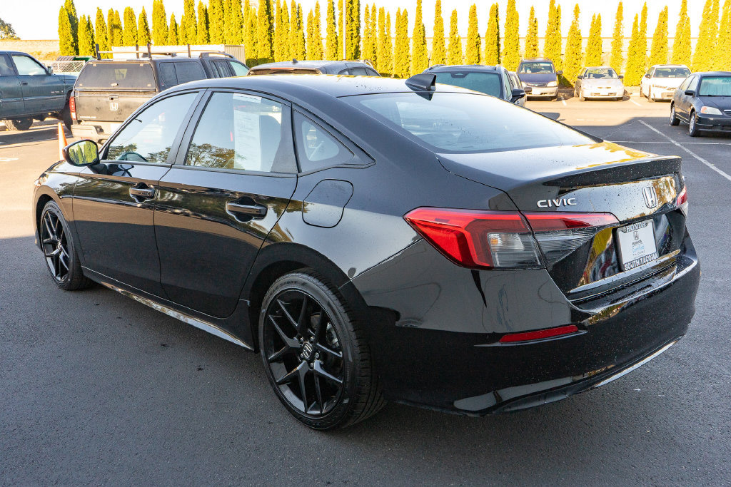 Used 2024 Honda Civic Sport image 10