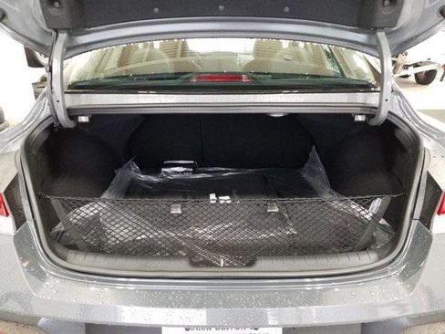 New 2026 Hyundai Elantra Limited image 16