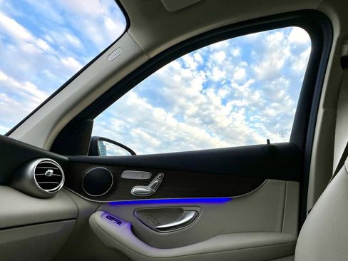 Certified 2022 Mercedes-Benz GLC 300 4MATIC image 18