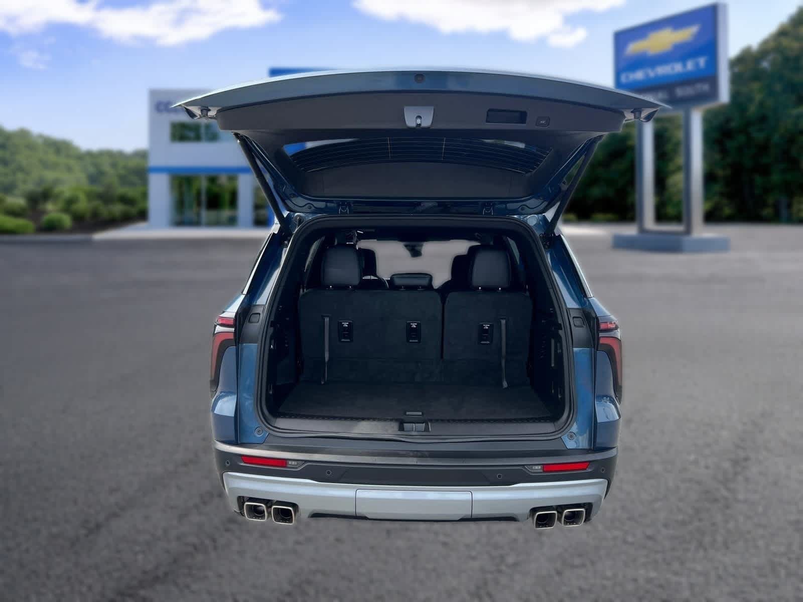 Certified 2026 Chevrolet Traverse LT AWD/4WD image 37