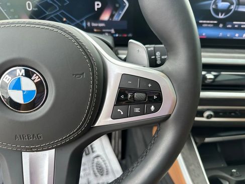 Certified 2025 BMW X5 xDrive40i w/ M Sport Package image 17