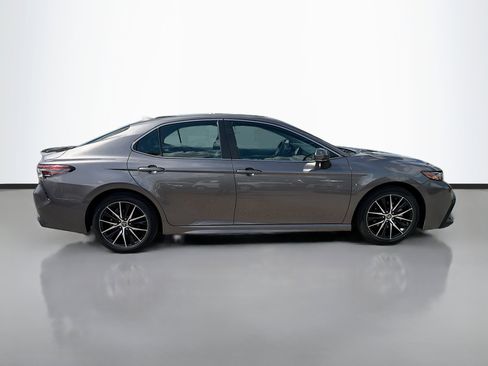 Used 2024 Toyota Camry SE w/ Cold Weather Package image 2