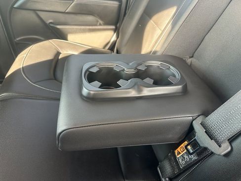 Used 2015 GMC Canyon SLT image 20