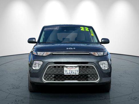 Certified 2022 Kia Soul LX w/ Technology Package image 9