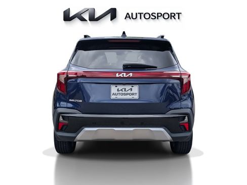 Used 2024 Kia Seltos EX FWD image 9