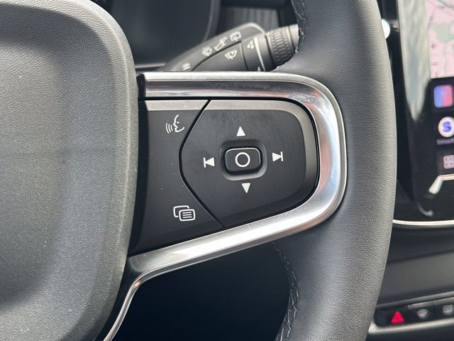 Certified 2024 Volvo XC40 B5 Core AWD/4WD image 27