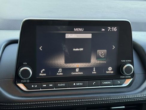Used 2023 Nissan Rogue SV AWD/4WD image 14