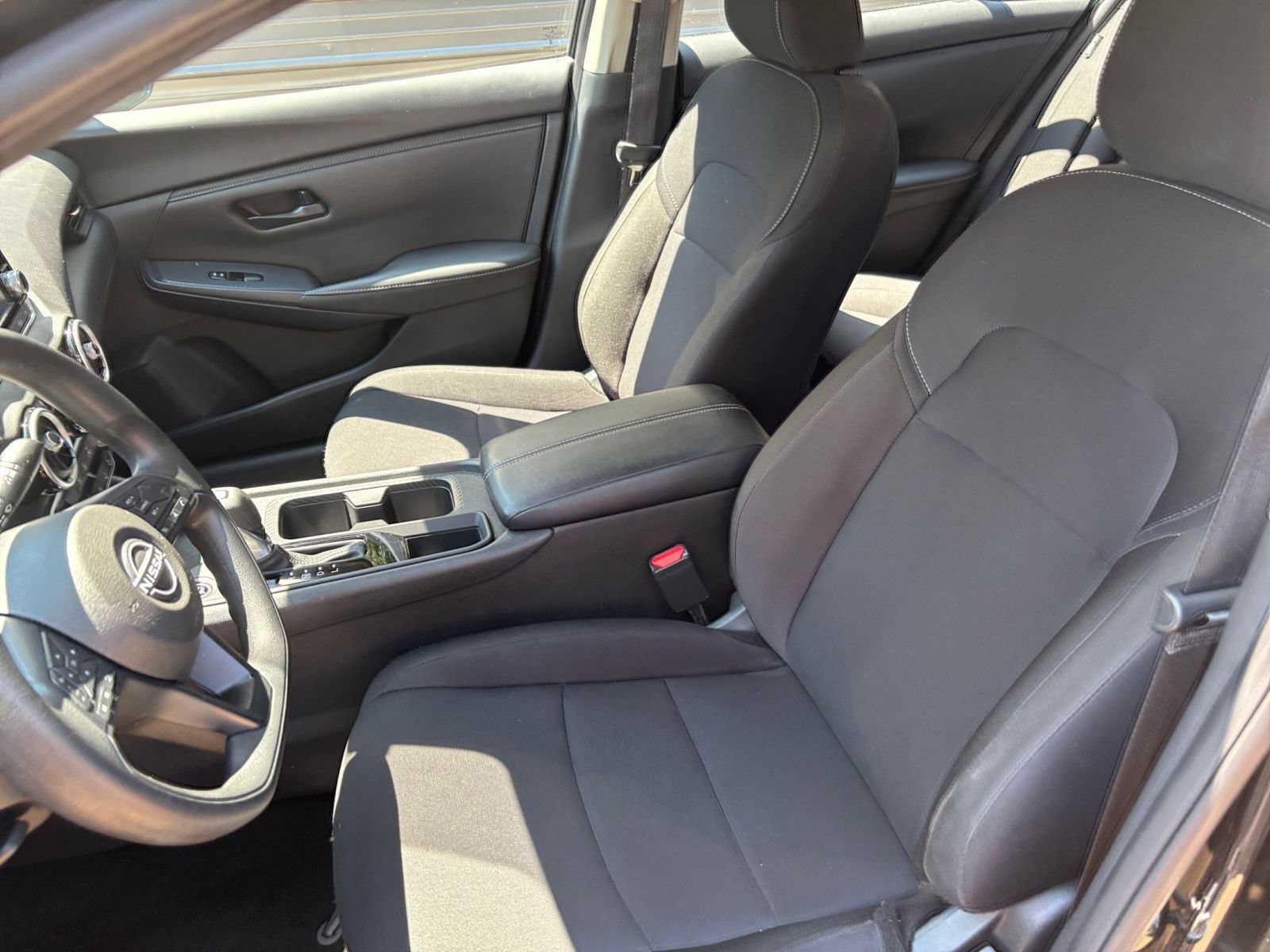 Used 2025 Nissan Sentra S FWD image 33
