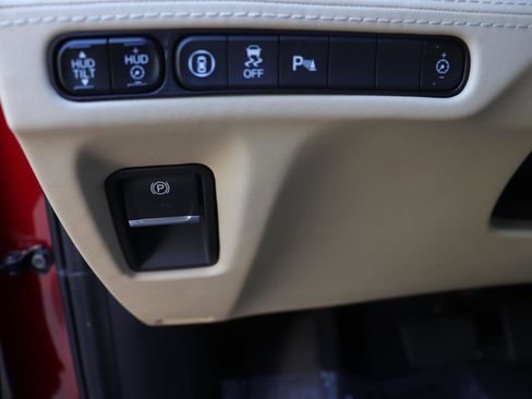 Used 2022 Acura MDX SH-AWD w/ Advance Package image 26