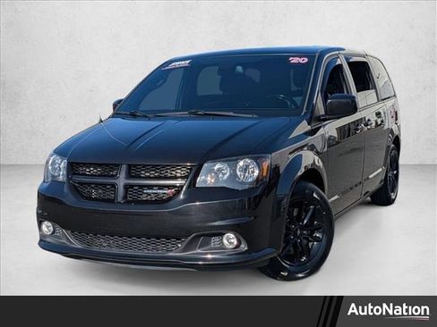 Used 2020 Dodge Grand Caravan GT image 1