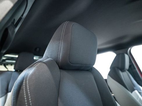 Certified 2025 Toyota Tacoma TRD Off-Road image 18