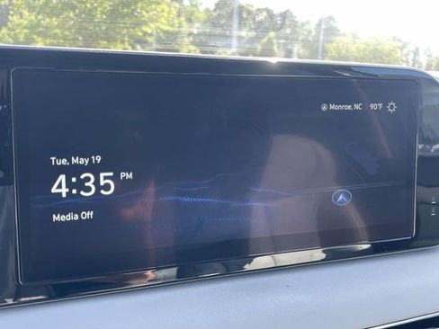 Used 2024 Hyundai Palisade SEL FWD image 34