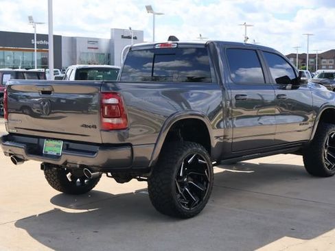 Used 2021 RAM 1500 Laramie w/ Sport Appearance Package image 7