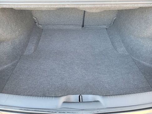 Used 2022 Chrysler 300 Touring L image 23