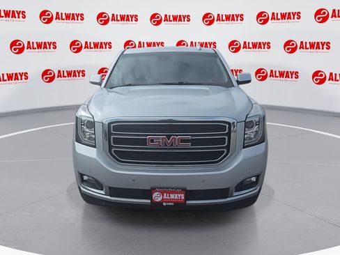 Used 2019 GMC Yukon SLT image 3