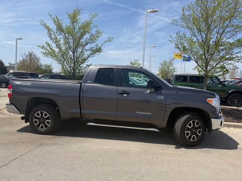 Used 2015 Toyota Tundra SR5 w/ TRD Off Road Package AWD/4WD image 5