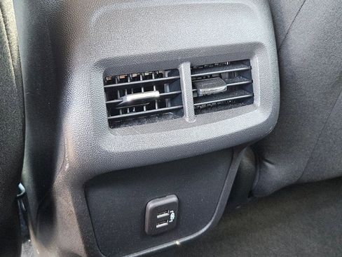 Certified 2023 Chevrolet Equinox LT image 16