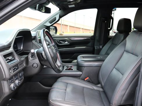 Used 2023 Chevrolet Tahoe RST w/ Sport Performance Package AWD/4WD image 11