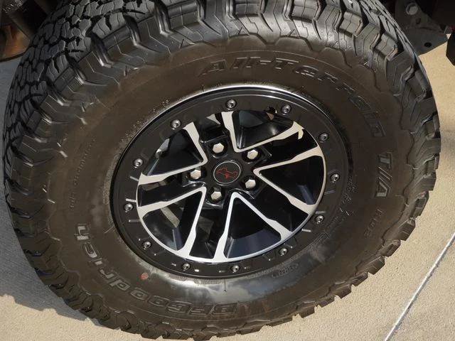 Certified 2025 Jeep Wrangler Unlimited Rubicon AWD/4WD image 11