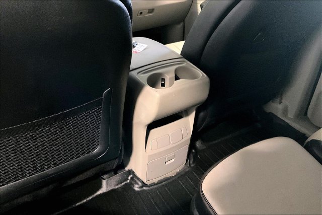 Used 2019 Kia Sedona EX FWD image 10