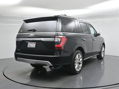 Used 2019 Ford Expedition Platinum RWD image 32
