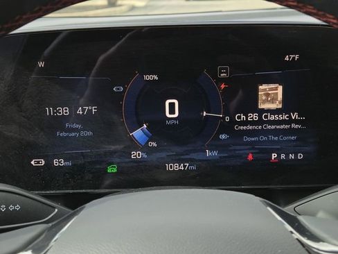 Used 2024 Chevrolet Equinox EV RS image 32