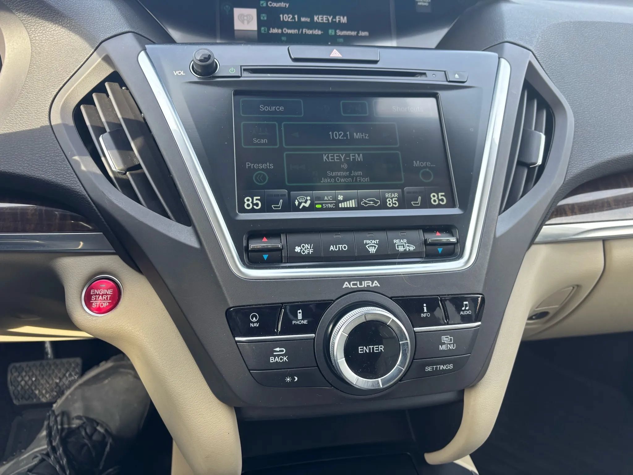Used 2017 Acura MDX w/ Technology Package AWD/4WD image 19