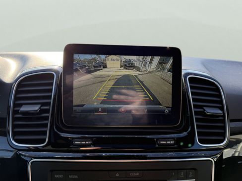 Used 2017 Mercedes-Benz GLE 350 4MATIC w/ Premium 2 Package image 35