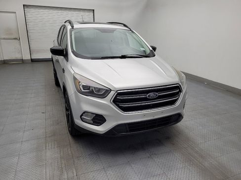 Used 2017 Ford Escape SE w/ Equipment Group 201A image 14