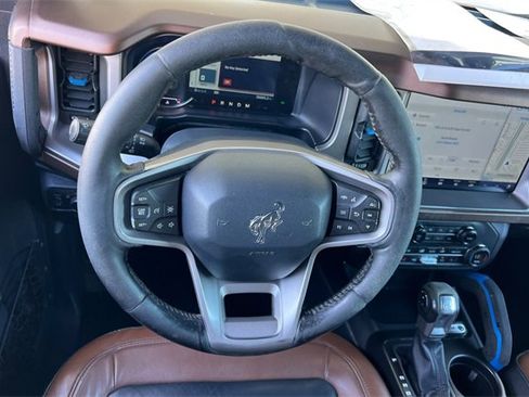 Used 2021 Ford Bronco Outer Banks image 15