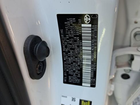 Used 2024 Toyota Corolla LE image 24