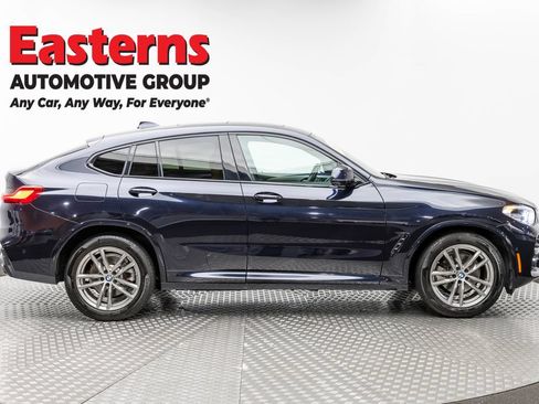 Used 2021 BMW X4 xDrive30i w/ M Sport Package AWD/4WD image 4