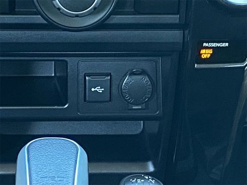 Certified 2020 Toyota 4Runner TRD Off-Road image 30