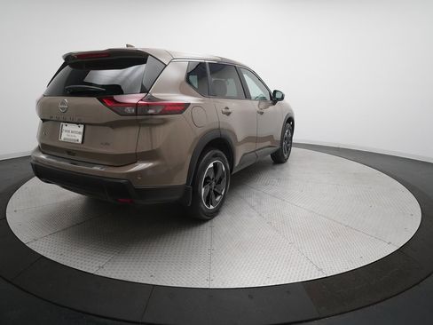 Certified 2025 Nissan Rogue SV image 36