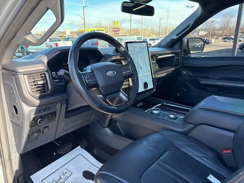 Used 2023 Ford Expedition Max Platinum image 22