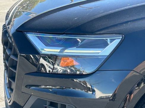 Used 2021 Audi Q8 Premium w/ Black Optic Package image 11