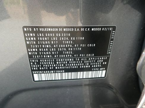 Used 2018 Volkswagen Tiguan SE AWD/4WD image 10